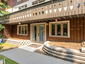 2192 Mnt Prédéal Trudeau in Val-david, QC - Building Photo - Building Photo
