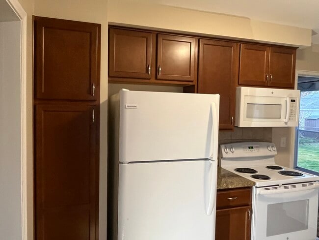 29520 Minton in Livonia, MI - Building Photo - Building Photo