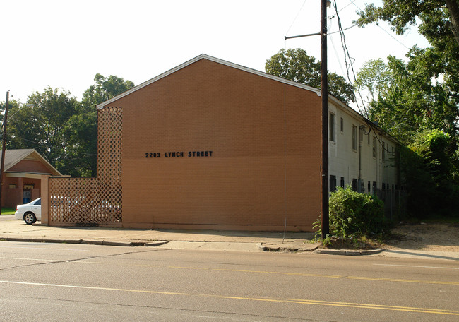 2203 John R Lynch St in Jackson, MS - Building Photo - Building Photo