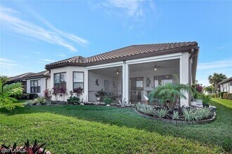 8266 Promoso Ct in Naples, FL - Building Photo - Building Photo