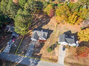 35 Oak Ridge Ct in Covington, GA - Building Photo - Building Photo