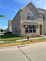 4704 Craymore Rd in Dallas, TX - Building Photo