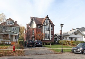 142 Saranac Ave in Buffalo, NY - Building Photo