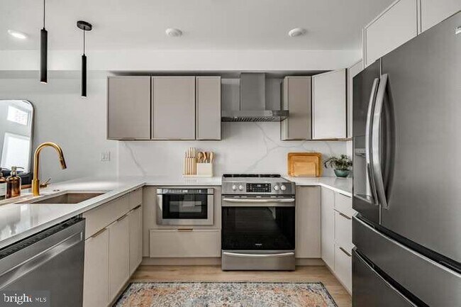 2605 E Boston St in Philadelphia, PA - Building Photo - Building Photo