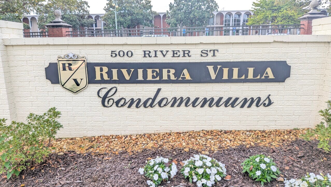 566 River St in Chattanooga, TN - Building Photo