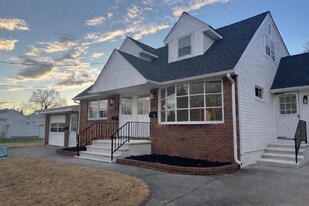 15 Remington Ave, Unit B in Mt Ephraim, NJ - Building Photo