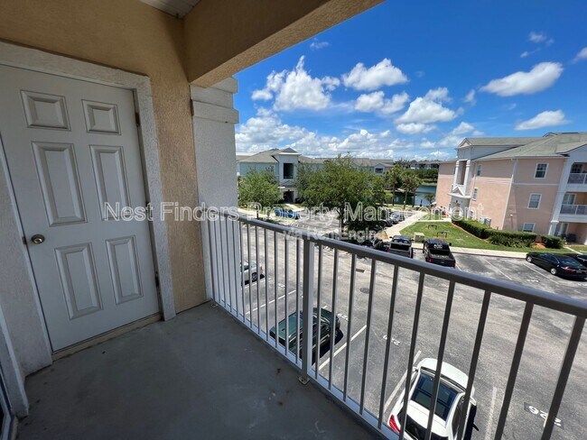 8210 Green Parrot Rd in Jacksonville, FL - Building Photo - Building Photo