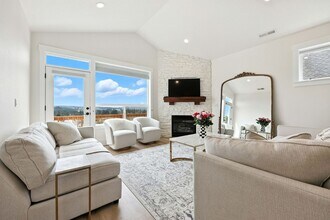 15004 SE Shaunte Ln in Happy Valley, OR - Building Photo - Building Photo