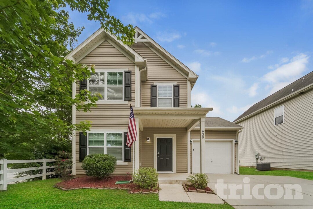 930 Corvus Ct in Charlotte, NC - Building Photo