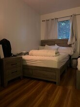 9705 Kings Crown Ct, Unit 1 in Fairfax, VA - Foto de edificio - Building Photo