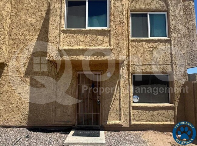 property at 4462 E Pueblo Ave