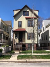 1120 W Barry Ave in Chicago, IL - Foto de edificio - Building Photo