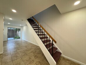 1975 Olmo Way in Walnut Creek, CA - Building Photo - Building Photo