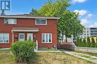 1092 Cedar St in Oshawa, ON - Building Photo - Building Photo