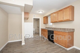 645 Babbitt Rd in Euclid, OH - Building Photo - Building Photo