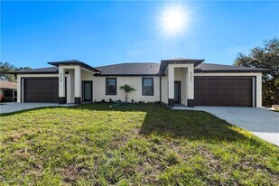 4649-4651 24th St SW in Lehigh Acres, FL - Building Photo