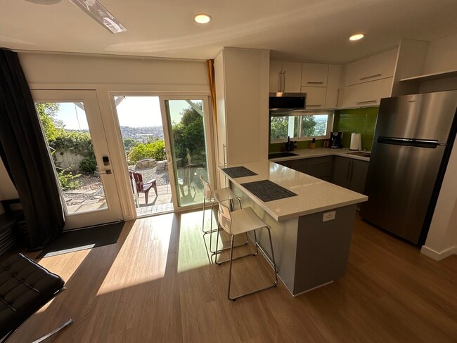 4298 Avon Dr, Unit Studio on the Hills - 2