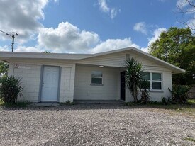 809 W Warren St in Plant City, FL - Building Photo