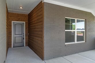 3400 Piney River Dr in Yukon, OK - Building Photo - Building Photo