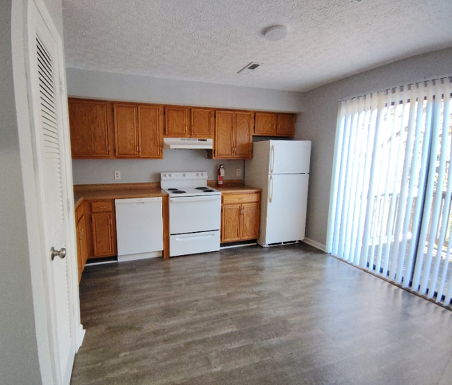 11 Hobbs Ln in Lynchburg, VA - Building Photo - Building Photo