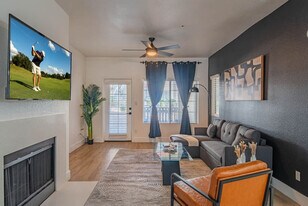 7900 E Princess Dr in Scottsdale, AZ - Building Photo