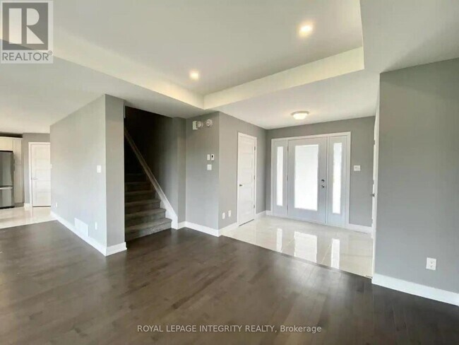 187 Hybrid St in Russell, ON - Building Photo - Building Photo