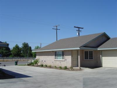 3640-3642 E Mineral King Ave in Visalia, CA - Building Photo
