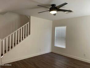 2408 W Skinner Dr in Phoenix, AZ - Building Photo - Building Photo