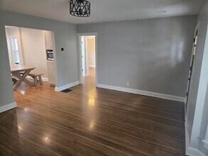 4224 Briarwood Rd in Louisville, KY - Building Photo - Building Photo