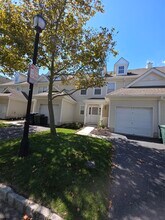 2 Anchorage Ct in Atlantic City, NJ - Building Photo - Building Photo