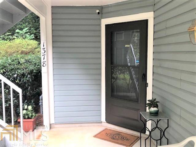 1378 Keys Lake Dr NE in Atlanta, GA - Foto de edificio - Building Photo