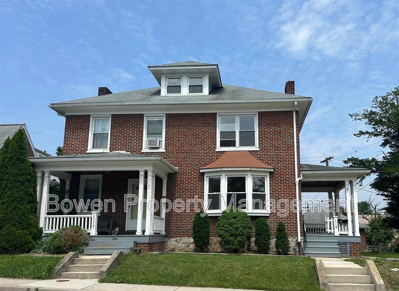 1119 Fry Ave in Hagerstown, MD - Foto de edificio