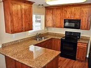 966 S 200 E St in Orem, UT - Building Photo - Building Photo