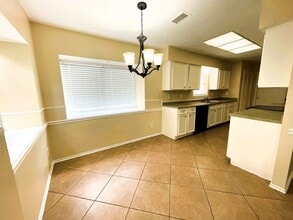 5615 Lynngate Dr in Spring, TX - Building Photo - Building Photo
