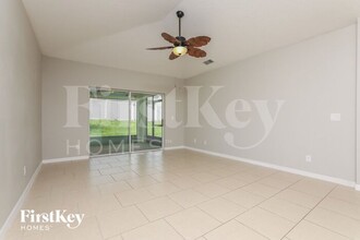 468 Kestrel Dr in Groveland, FL - Building Photo - Building Photo