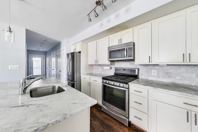 1480 Harvard St NW in Washington, DC - Building Photo - Building Photo