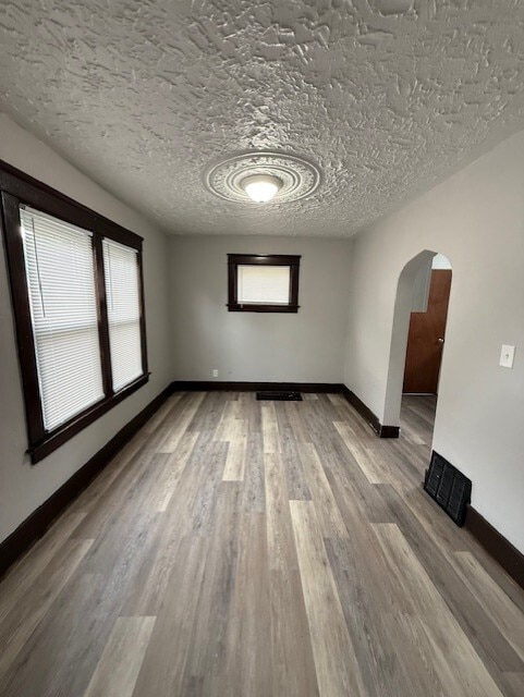 property at 437 Bonnie Brae Ave SE