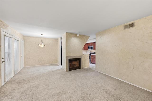 2311 Basil Dr in Arlington, TX - Foto de edificio - Building Photo