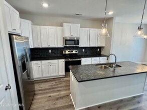 1404 Hartley Ln in Greenville, NC - Building Photo - Building Photo