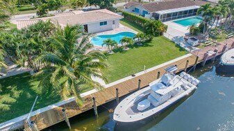 2265 NE 24th St in Lighthouse Point, FL - Building Photo