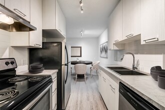 Pembroke Estates in Edmonton, AB - Building Photo - Building Photo