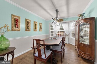 15728 Beau Ridge Dr in Woodbridge, VA - Building Photo - Building Photo