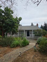 1007 Natoma St in Folsom, CA - Building Photo