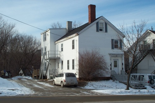 26 Market St in Bangor, ME - Foto de edificio