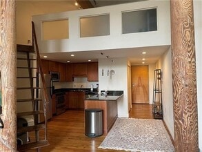 920 Poeyfarre St, Unit 275 in New Orleans, LA - Building Photo - Building Photo