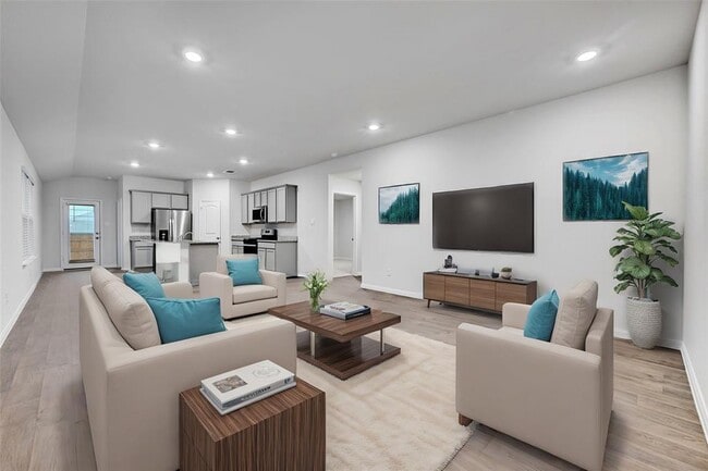 property at 295 Evergreen Sumac Lp