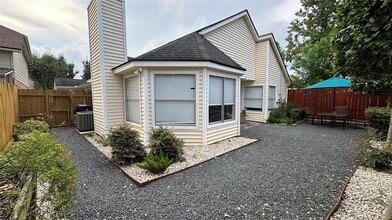4626 Green Trail Dr in Houston, TX - Building Photo - Building Photo