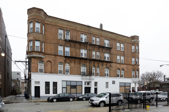 1355-1359 W Chicago Ave in Chicago, IL - Building Photo - Building Photo