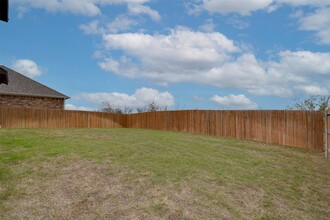 11707 Caithness Way in Austin, TX - Foto de edificio - Building Photo