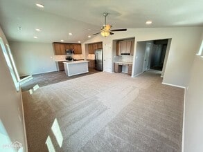 4704 Oaks Ave in Yakima, WA - Building Photo - Building Photo